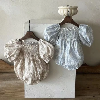 Летняя мода 2023 года, боди для маленьких девочек, Хлопковый комбинезон с короткими пышными рукавами и цветочным рисунком, комбинезон для новорожденных девочек