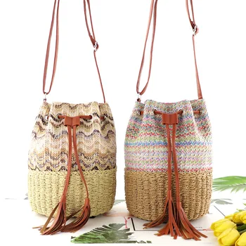 Новая сумка через плечо, женская сумка-мешок из полипропиленовой травы с кисточками, повседневная сумка-мессенджер из плетеной соломы, тканая сумочка